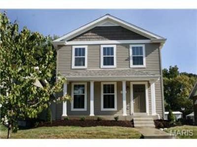 A New Single Family Home Comes to Lindenwood Park (6969 Oleatha)