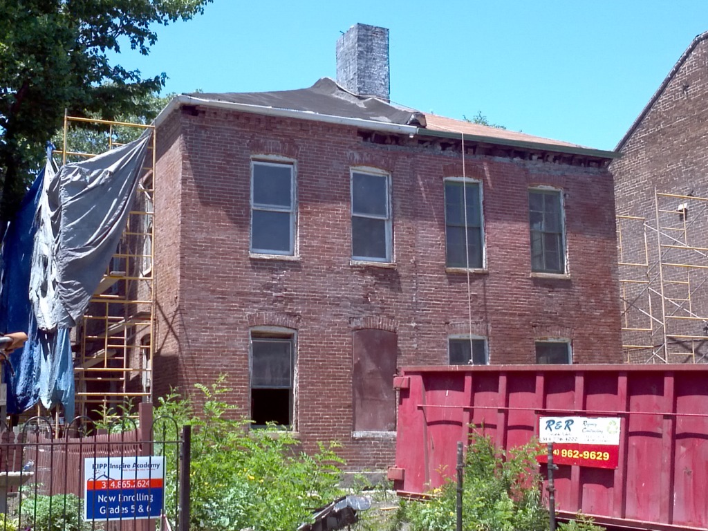 Soulard Rehab (2409-11 Menard) Underway