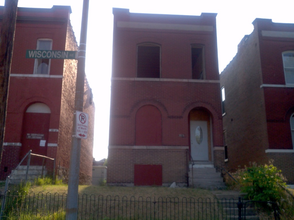 3513 Wisconsin in Marine Villa to be Rehabbed