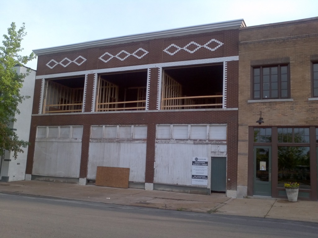 Central West End Rehab to Convert Commercial Building into Residential