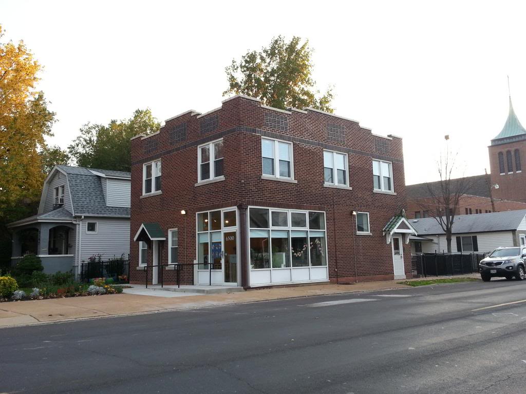 Mixed Use Building in Lindenwood Park Sees Rehab (6500 Arsenal)