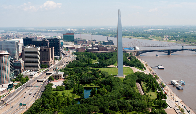 A Plan for the Gateway Arch Leaves a St. Louis Highway in Place. But for How Long?