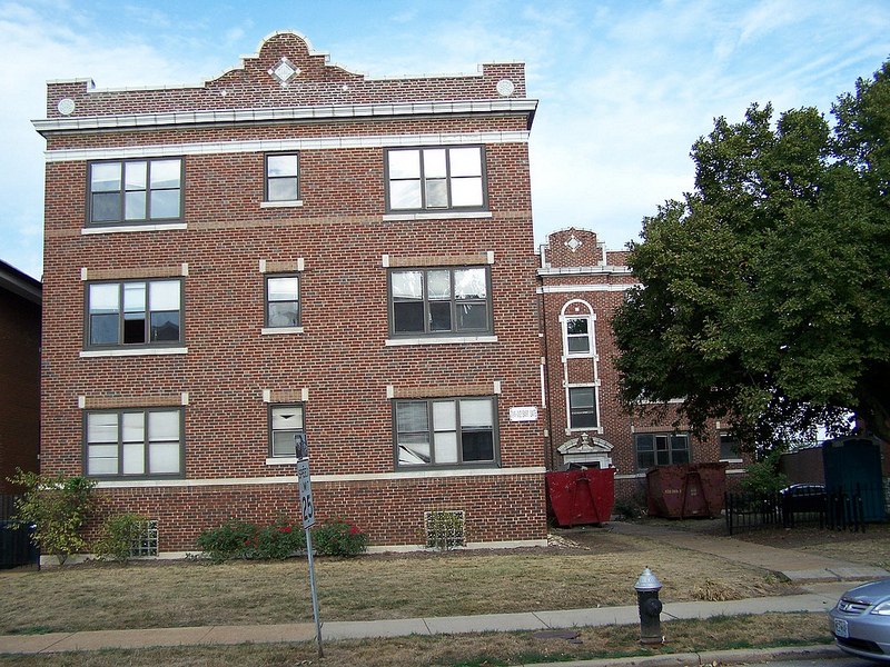 12-Unit Loop Building Under Rehab (720 Eastgate)