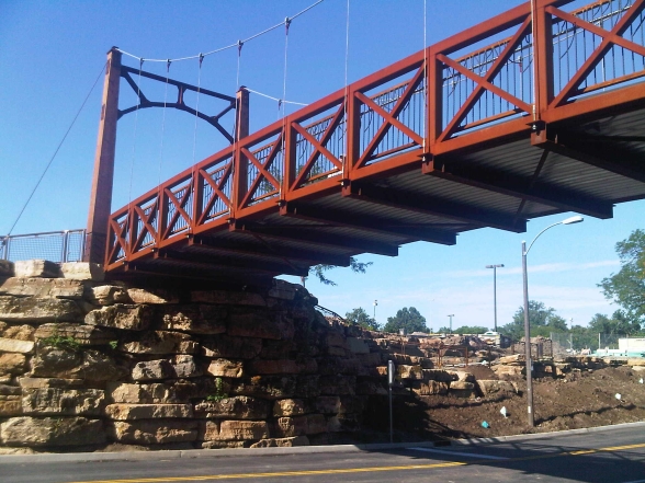 St. Louis Zoo Connects Parking, South Entrance with New Pedestrian Bridge