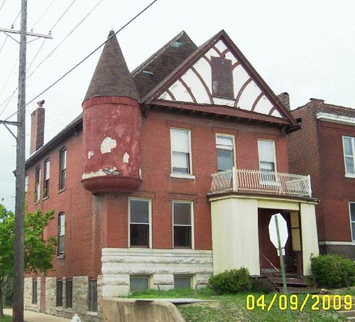 Tower Grove East Corner Building to See Rehab (3500 McKean)