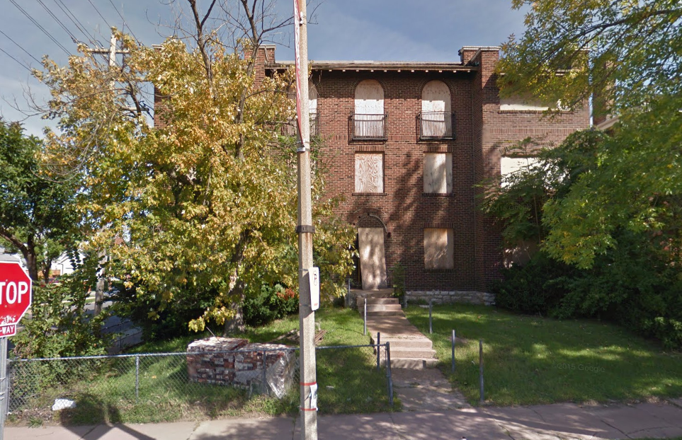 Multi-Family Corner Building in the Tiffany Neighborhood Set for Rehab (3867 Lafayette)