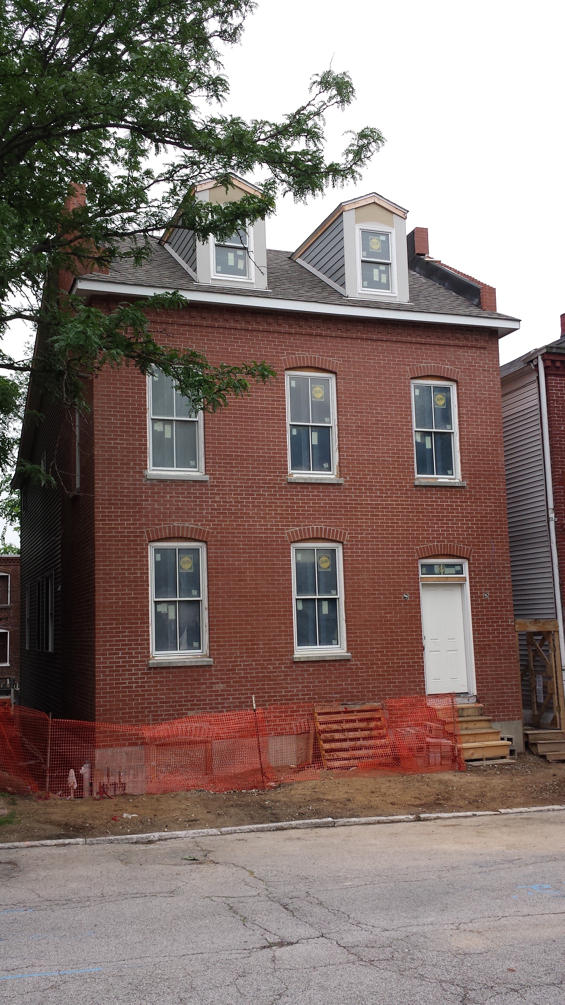 New Soulard Single Family Home Nearing Completion (2112 S. 11th)