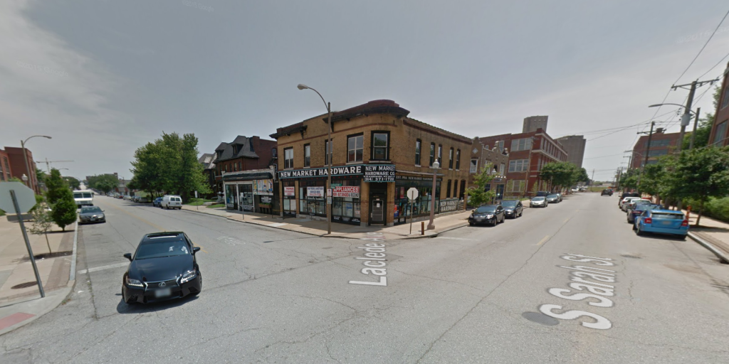 SE corner - Laclede/Sarah