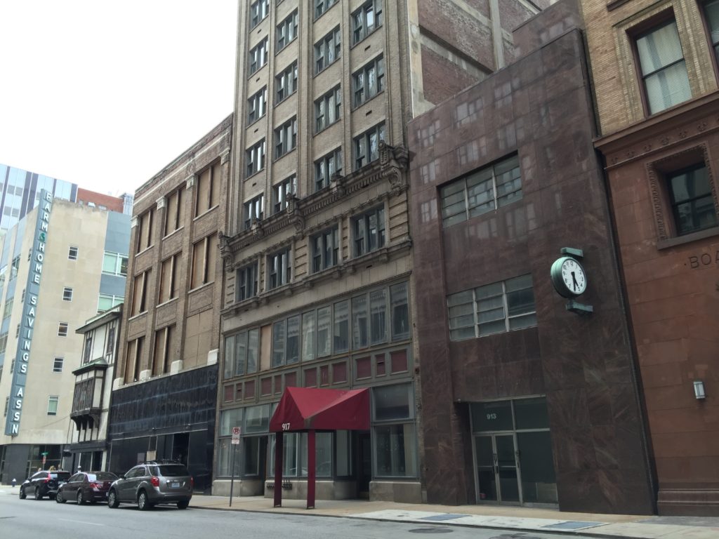Locust Street_STL