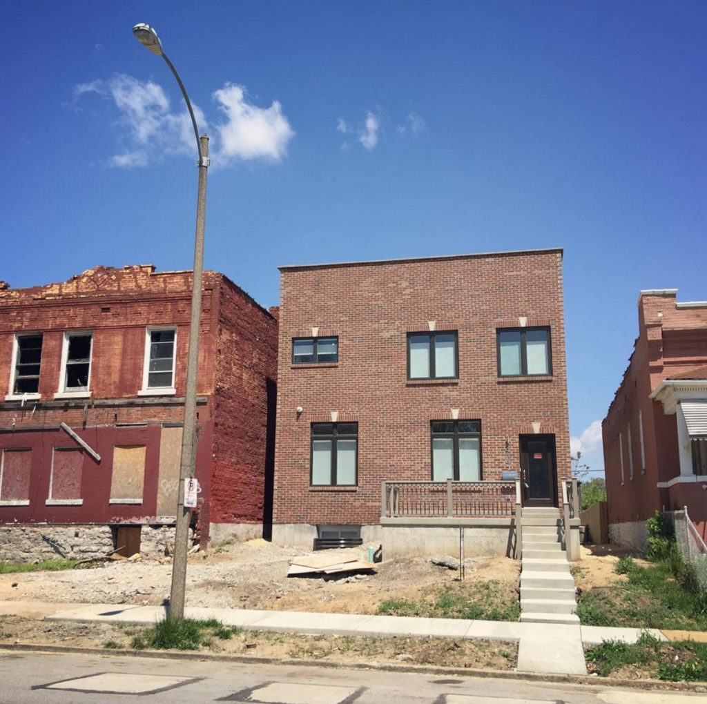 4141 Chouteau