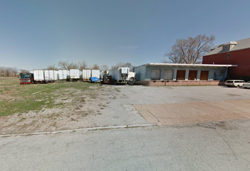 2533-35 Howard