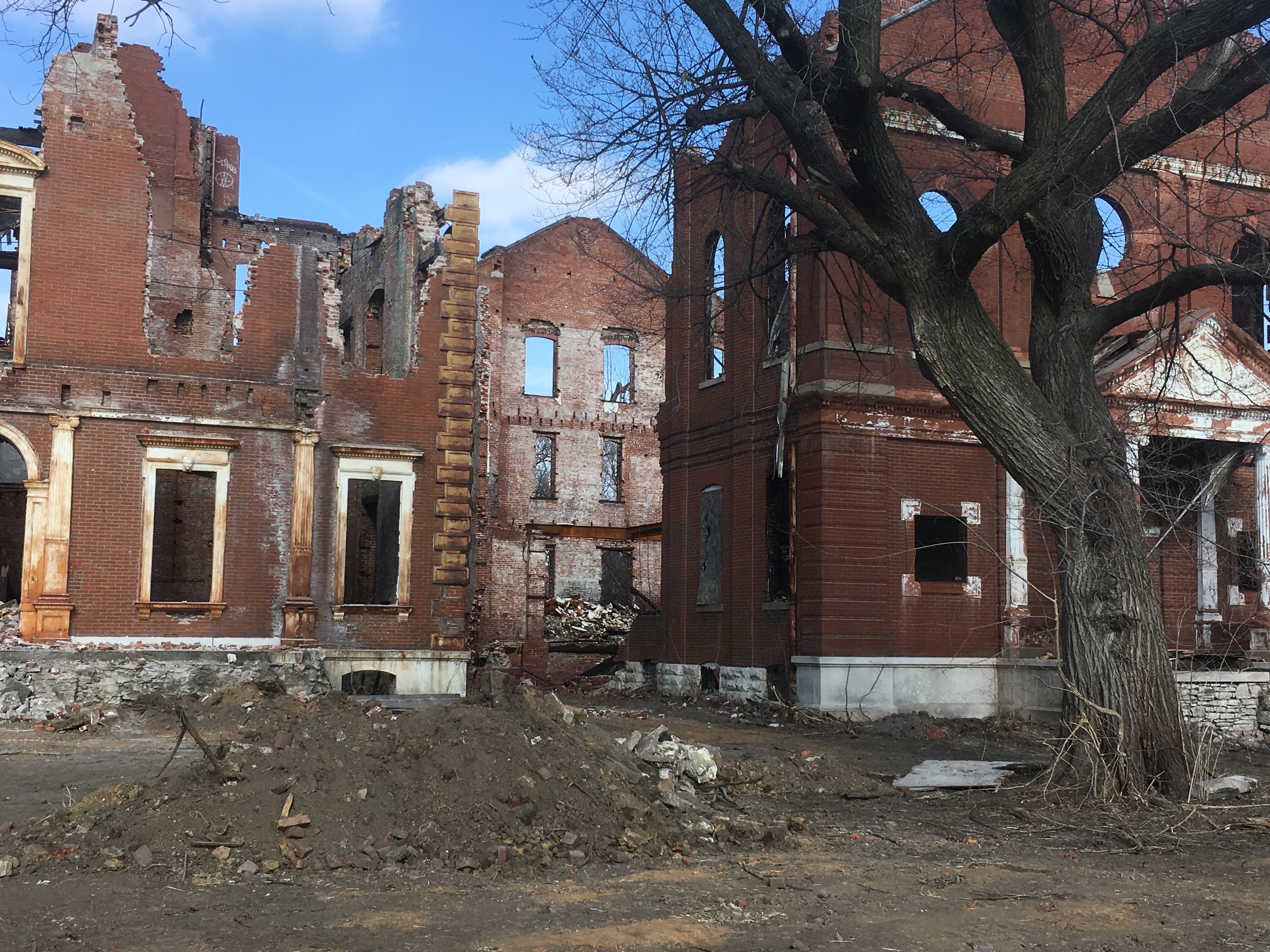 Aldermen Can End the Exemption to Vacant Building Ordinance