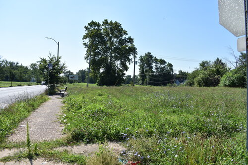 St. Louis Avenue looking east