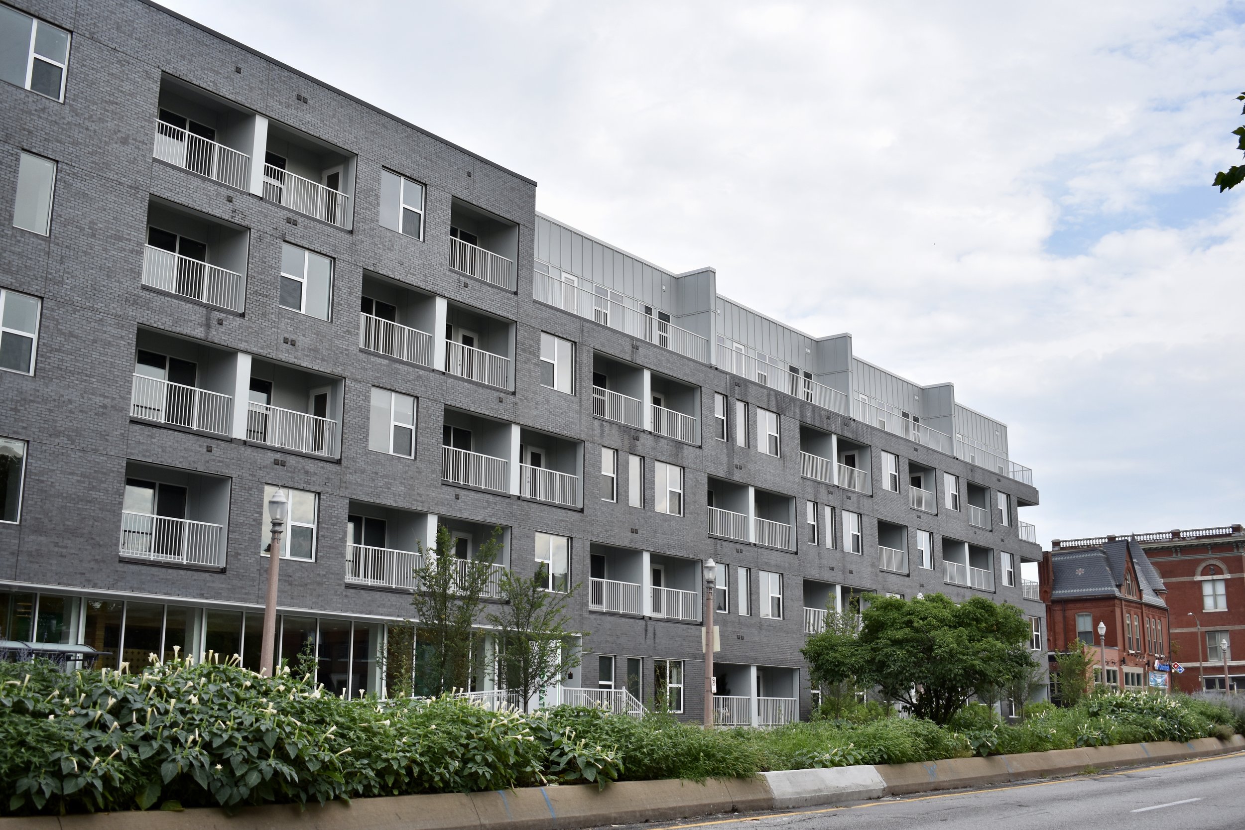 Groth Guide to Compton Heights