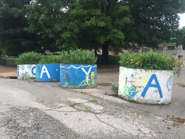 Street Barricades: Urban Scourge or Opportunity for a Bikeable St. Louis?