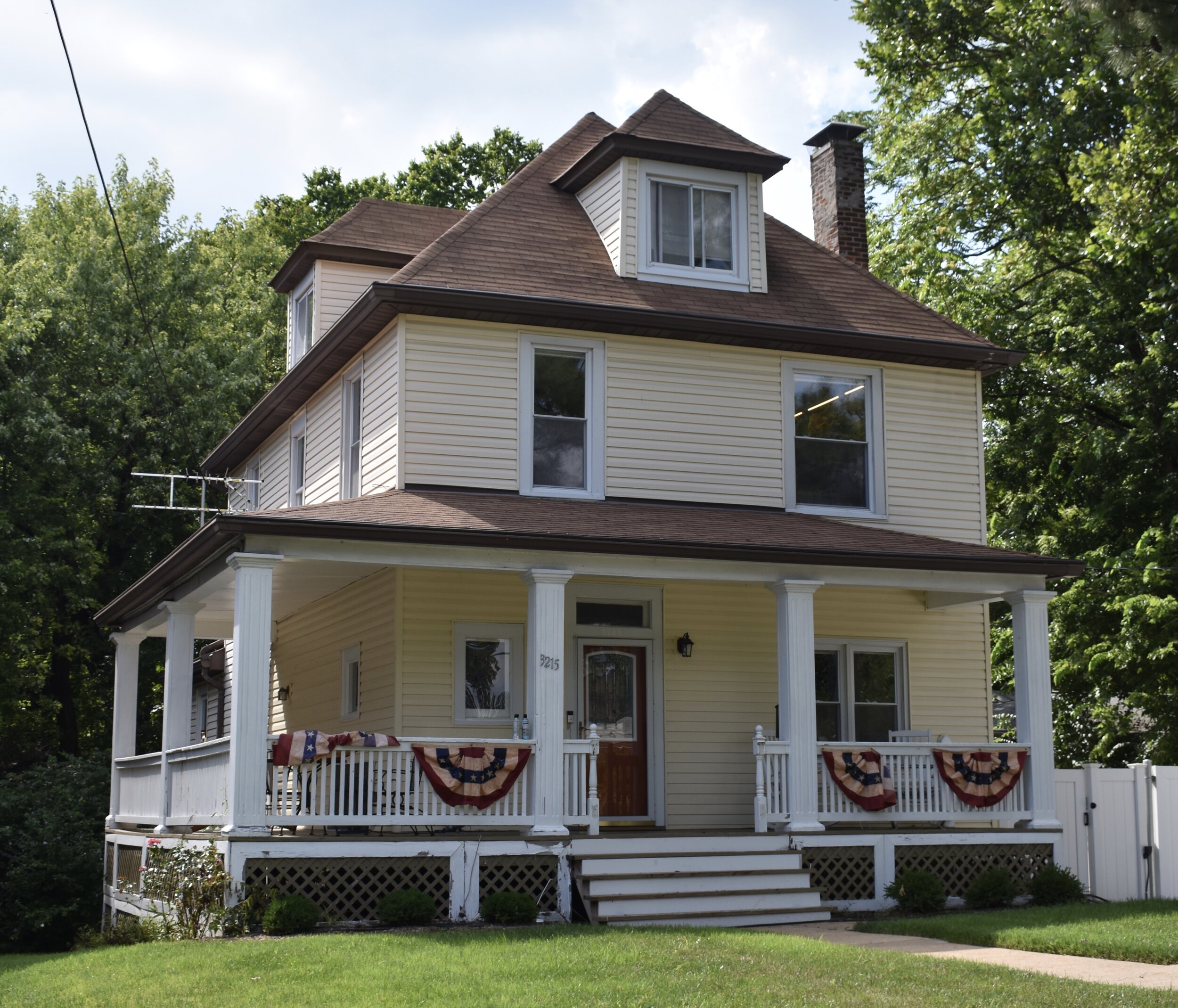 Groth Guide to Ellendale