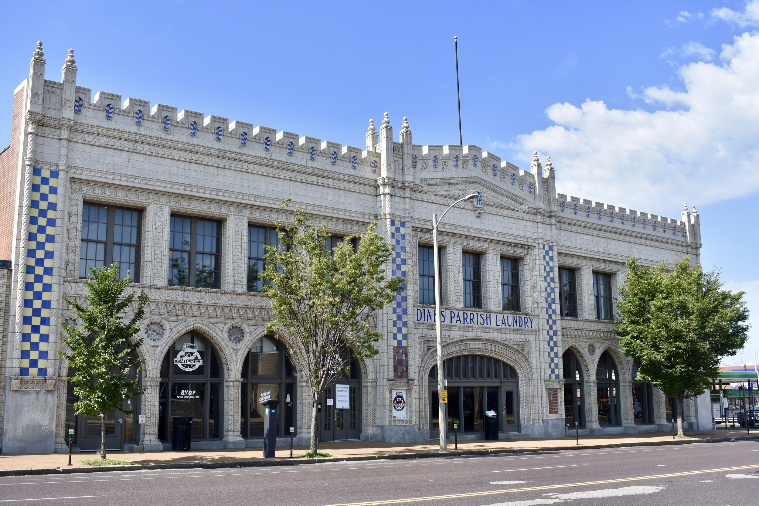 Groth Guide to Midtown