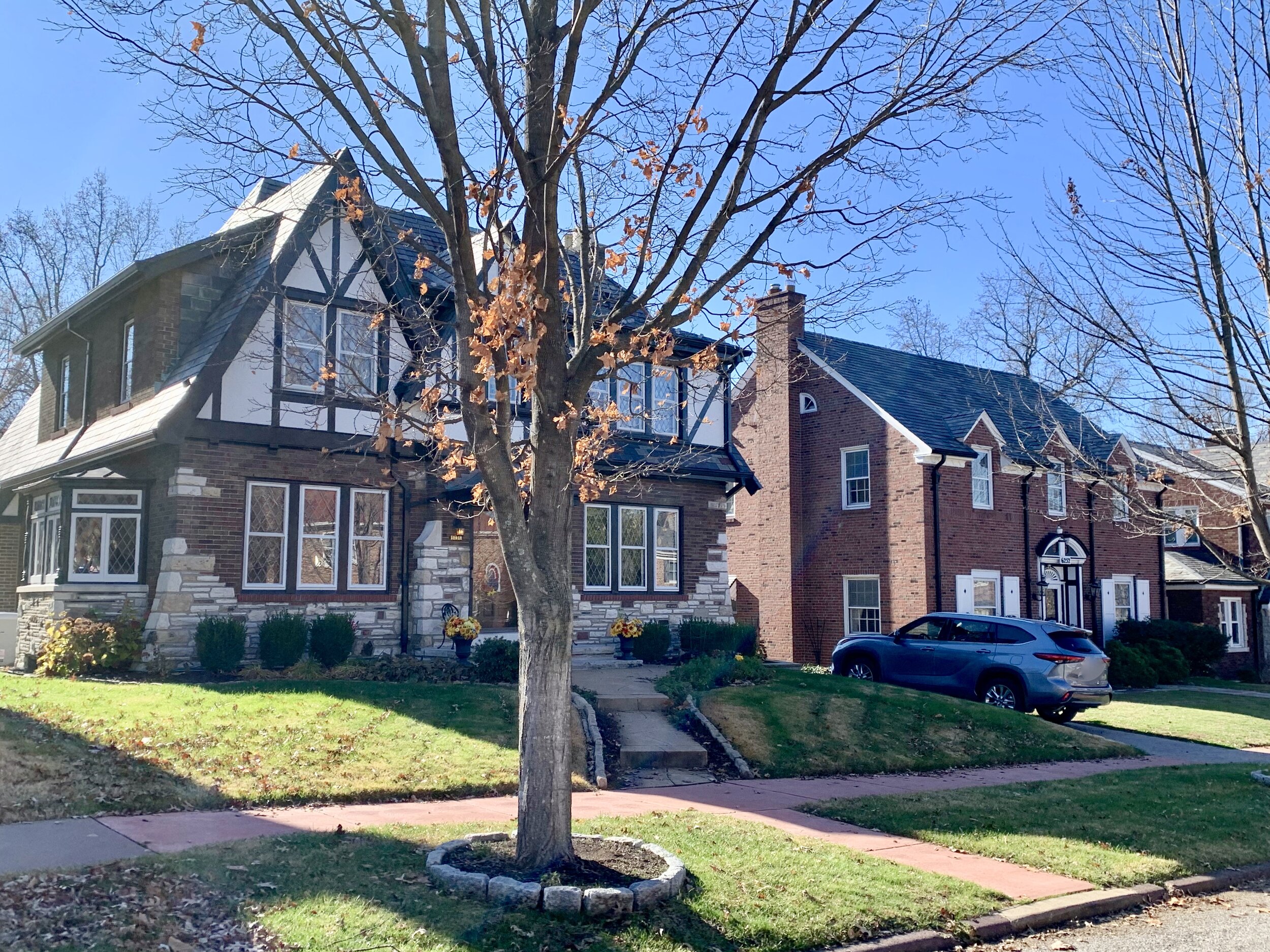 Groth Guide to St. Louis Hills