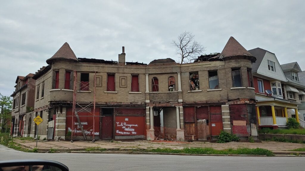 4831 Fountain Park